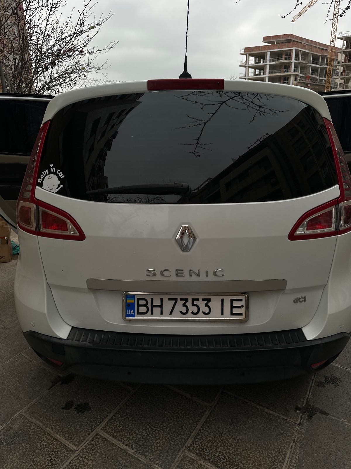 Renault Scenic 2011 фото 8