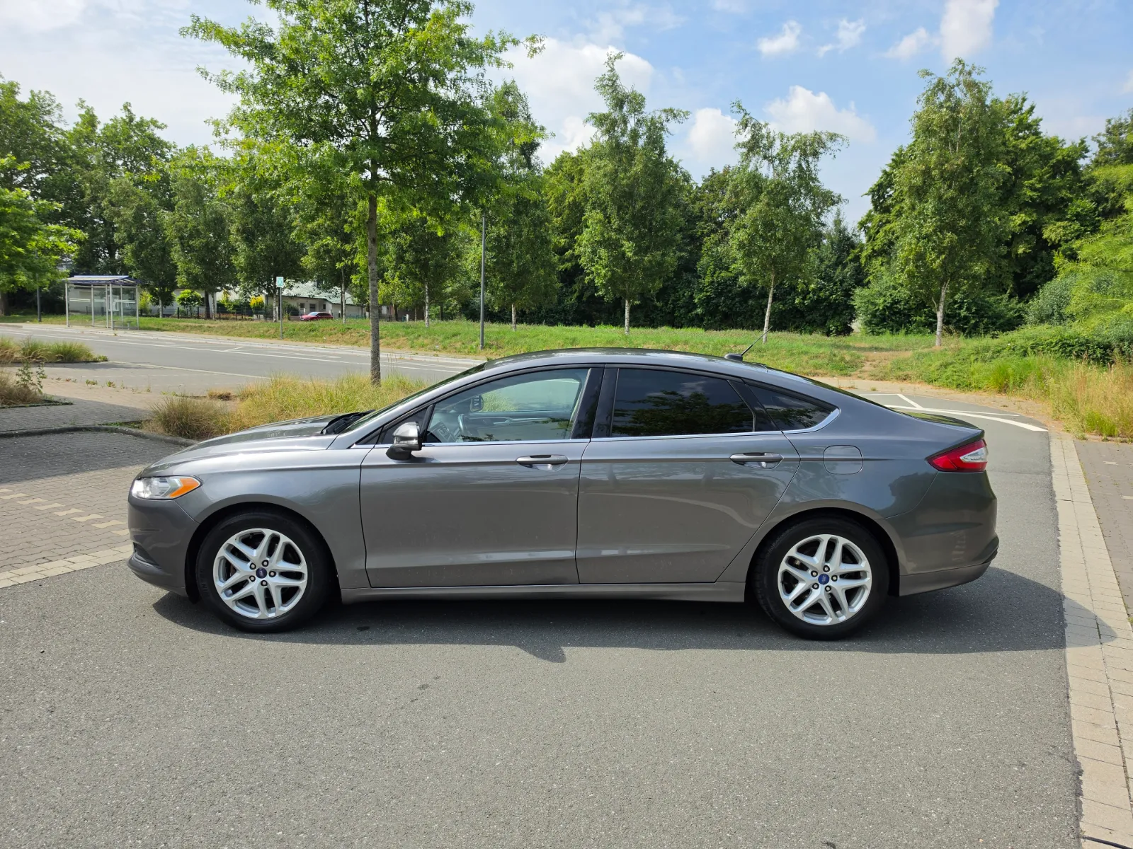 Ford Fusion 2013 фото 8