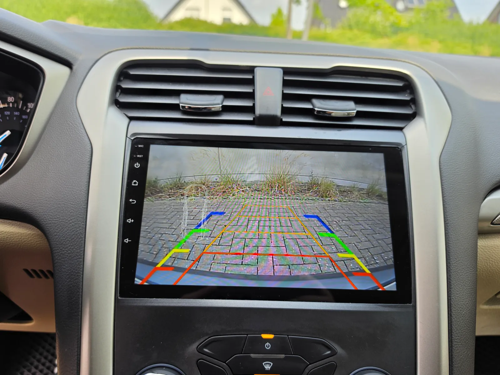 Ford Fusion 2013 фото 17