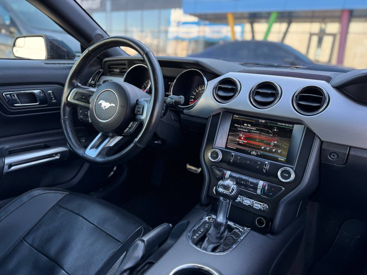 Ford Mustang 2015 фото 9
